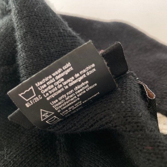 VTG Obermeyer 1947 Signature Wool Blend Embroidered Snowflakes Black Ski Cap Hat - Picture 11 of 14